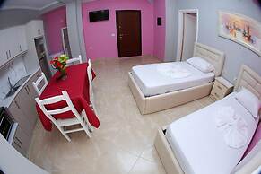 Hotel Vila Alvin & Apartments