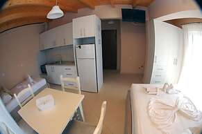 Hotel Vila Alvin & Apartments