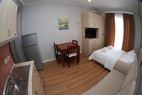 Hotel Vila Alvin & Apartments