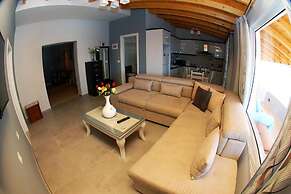 Hotel Vila Alvin & Apartments