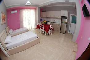 Hotel Vila Alvin & Apartments