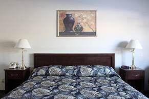 Sunset Inn and Suites