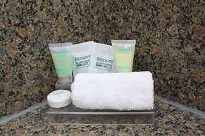 Sunset Inn and Suites