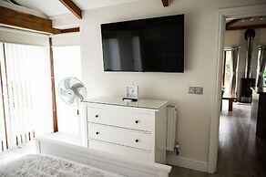 The Anchorage & The Tackleshed