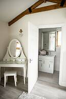 The Anchorage & The Tackleshed