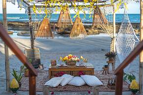 Pontal dos Carneiros Beach Bungalows