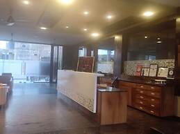 Hotel Royale Heritage