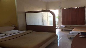 Hotel Royale Heritage