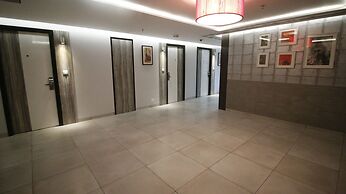 7 Apple Hotel Vadodara