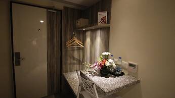 7 Apple Hotel Vadodara