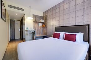 7 Apple Hotel Vadodara