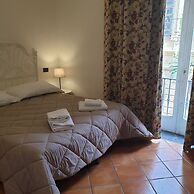 La Locanda dell'Arte-Piazza Dante