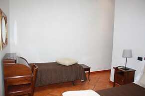 La Locanda dell'Arte-Piazza Dante