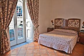 La Locanda dell'Arte-Piazza Dante