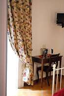 La Locanda dell'Arte-Piazza Dante