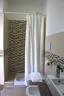 La Locanda dell'Arte-Piazza Dante