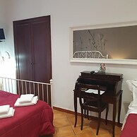 La Locanda dell'Arte-Piazza Dante