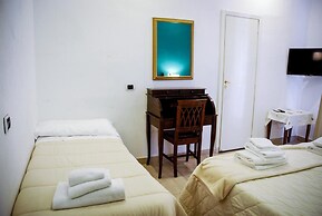 La Locanda dell'Arte-Piazza Dante