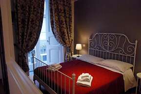 La Locanda dell'Arte-Piazza Dante