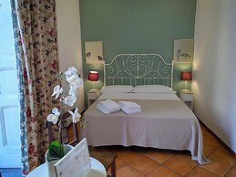 La Locanda dell'Arte-Piazza Dante