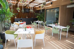 Seen Hotel Abidjan Plateau