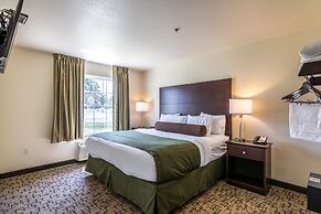 Cobblestone Inn & Suites - Barron