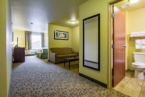 Cobblestone Hotel & Suites - Orrville