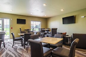 Cobblestone Hotel & Suites - Orrville