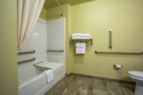 Cobblestone Hotel & Suites - Orrville