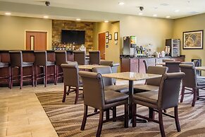 Cobblestone Hotel & Suites - Orrville