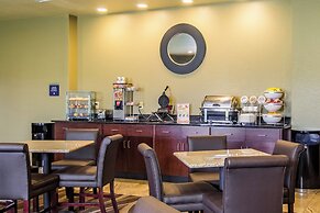 Cobblestone Hotel & Suites - Orrville