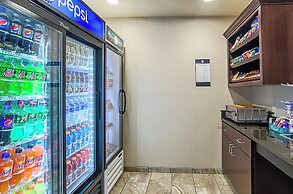 Cobblestone Inn & Suites - Guernsey