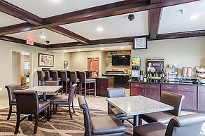 Cobblestone Inn & Suites - Guernsey