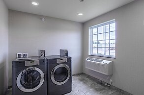 Cobblestone Inn & Suites - Guernsey
