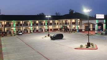 Paris Inn & Suites