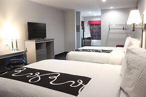 Paris Inn & Suites