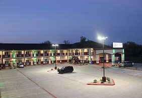 Paris Inn & Suites
