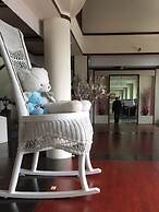 Empire Pacific Castle