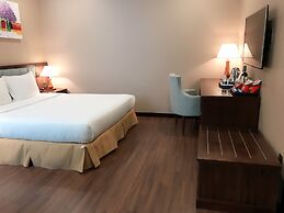 Yarra Ocean Suites Danang