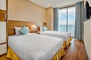Yarra Ocean Suites Danang