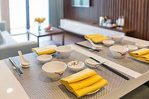 Yarra Ocean Suites Danang