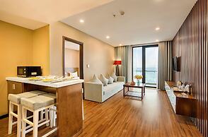 Yarra Ocean Suites Danang