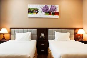 Yarra Ocean Suites Danang