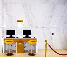 Yarra Ocean Suites Danang