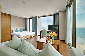 Yarra Ocean Suites Danang