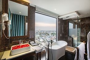 Adaline Hotel & Suite