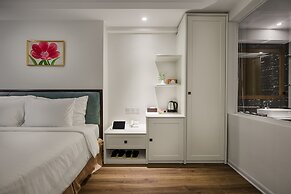 Adaline Hotel & Suite