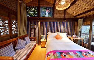 Lijiang Shuhe Youyiju Private Club