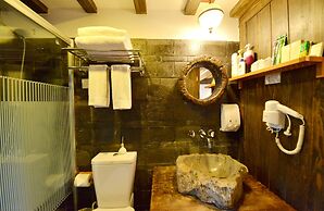 Lijiang Shuhe Youyiju Private Club