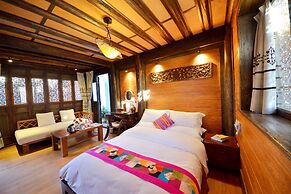 Lijiang Shuhe Youyiju Private Club